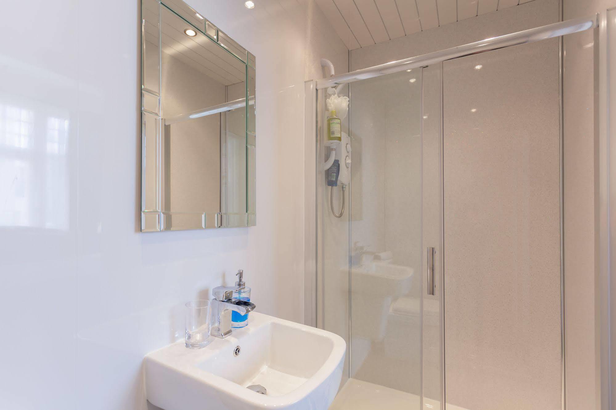 Kingsley Guest House Guest house 3*