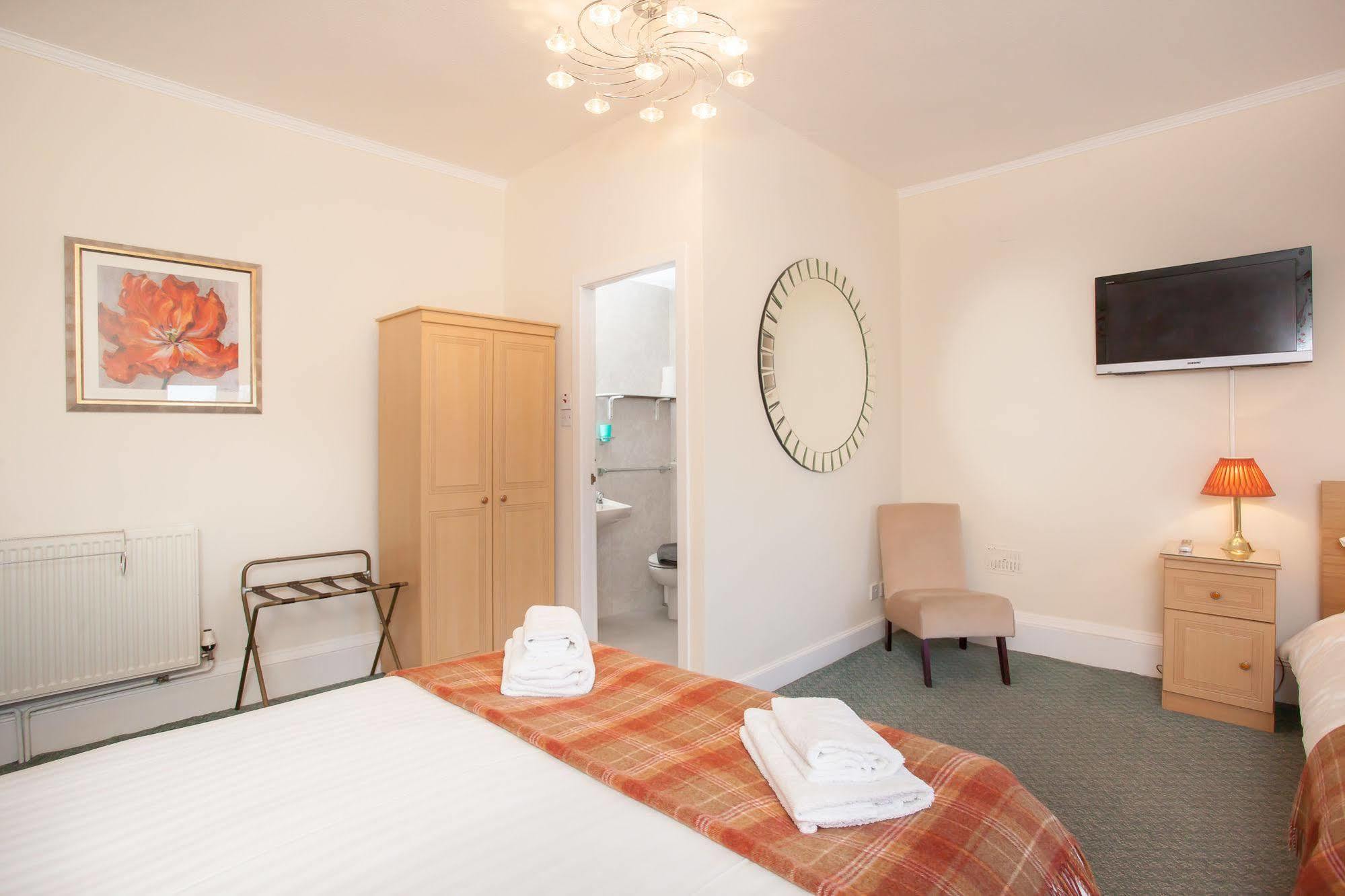 Guest house Kingsley Guest House 3*