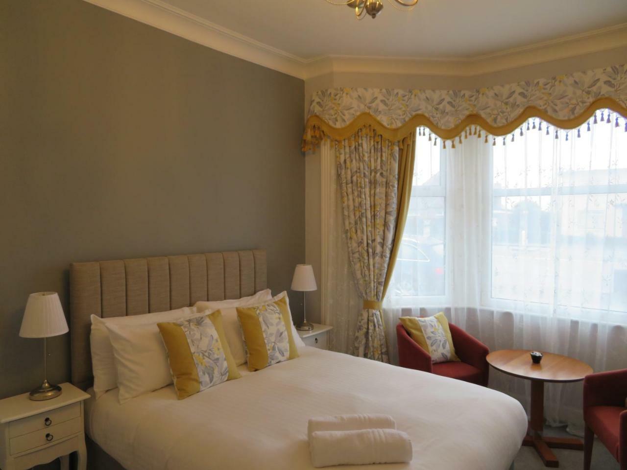 Bed & Breakfast Craigievar