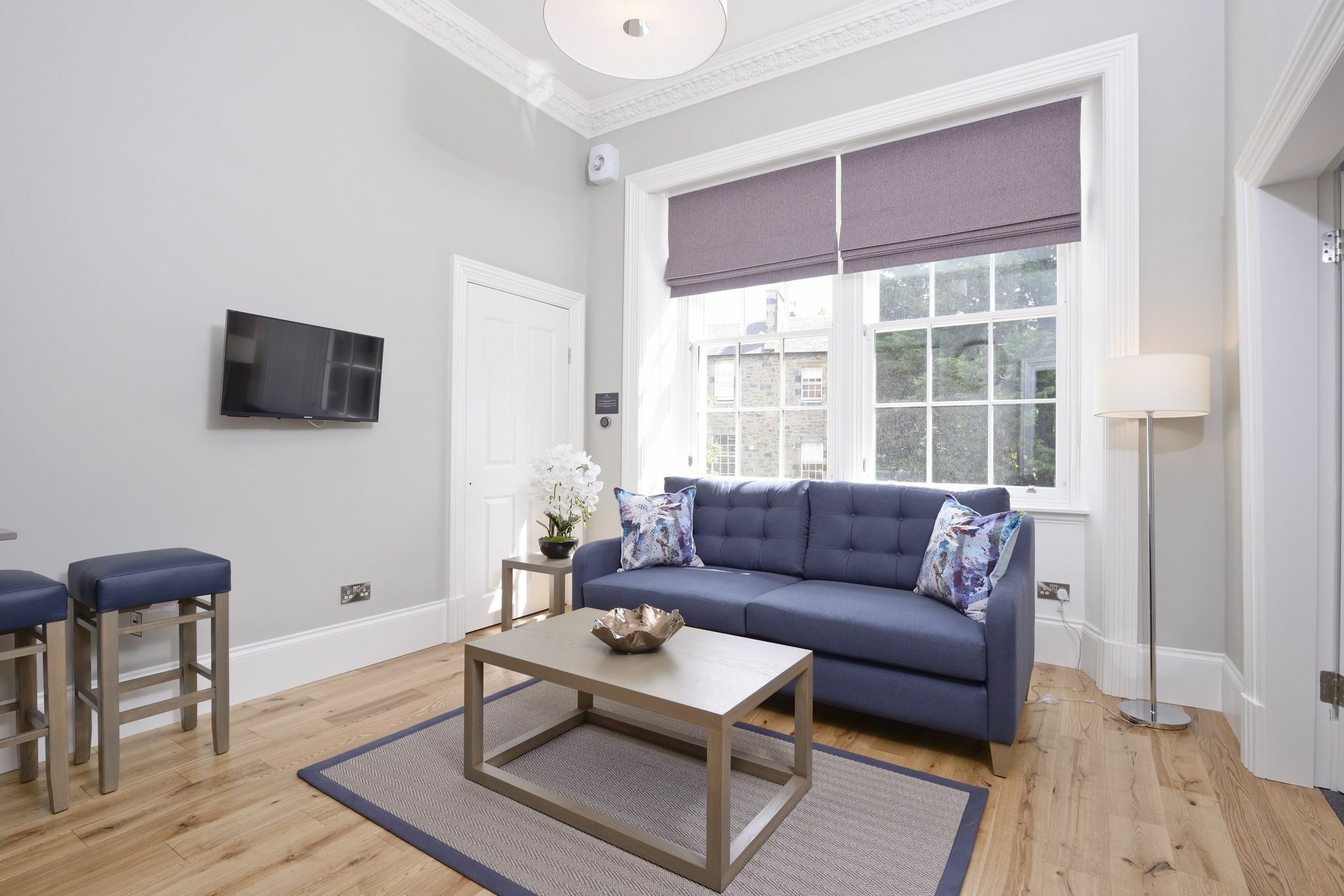 Destiny Scotland At West End - Princes Street Apartment Edinburgh