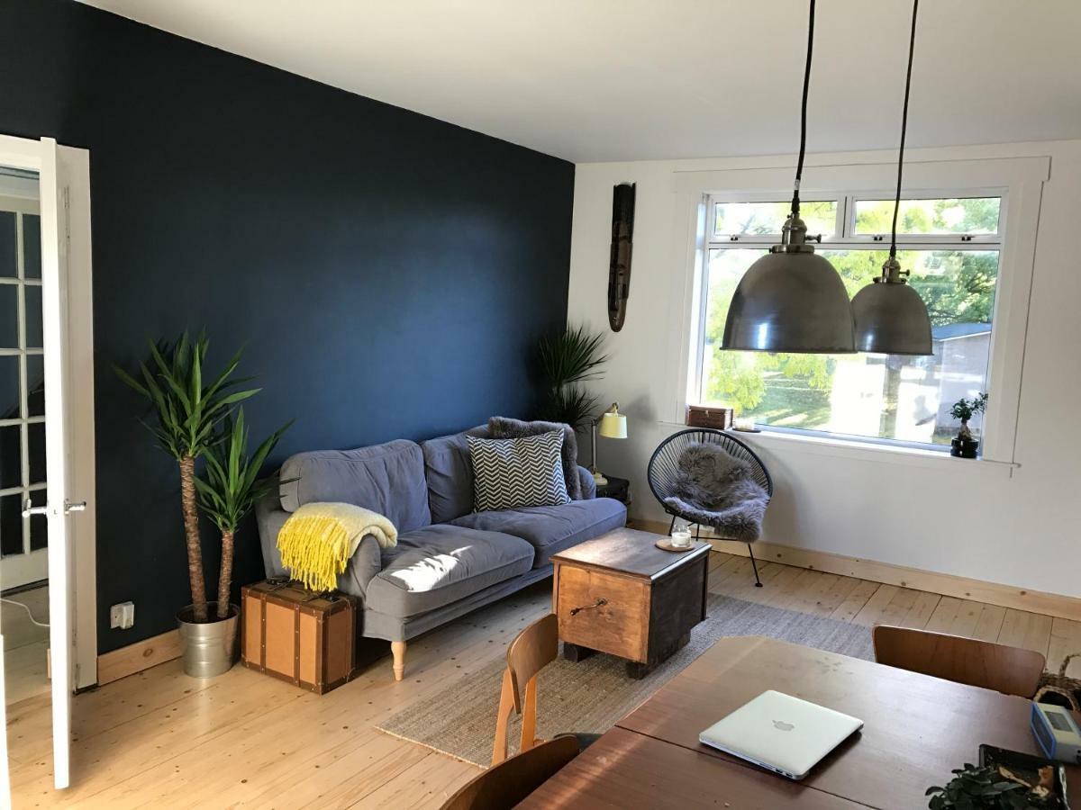 Homestay Loganlea Avenue *