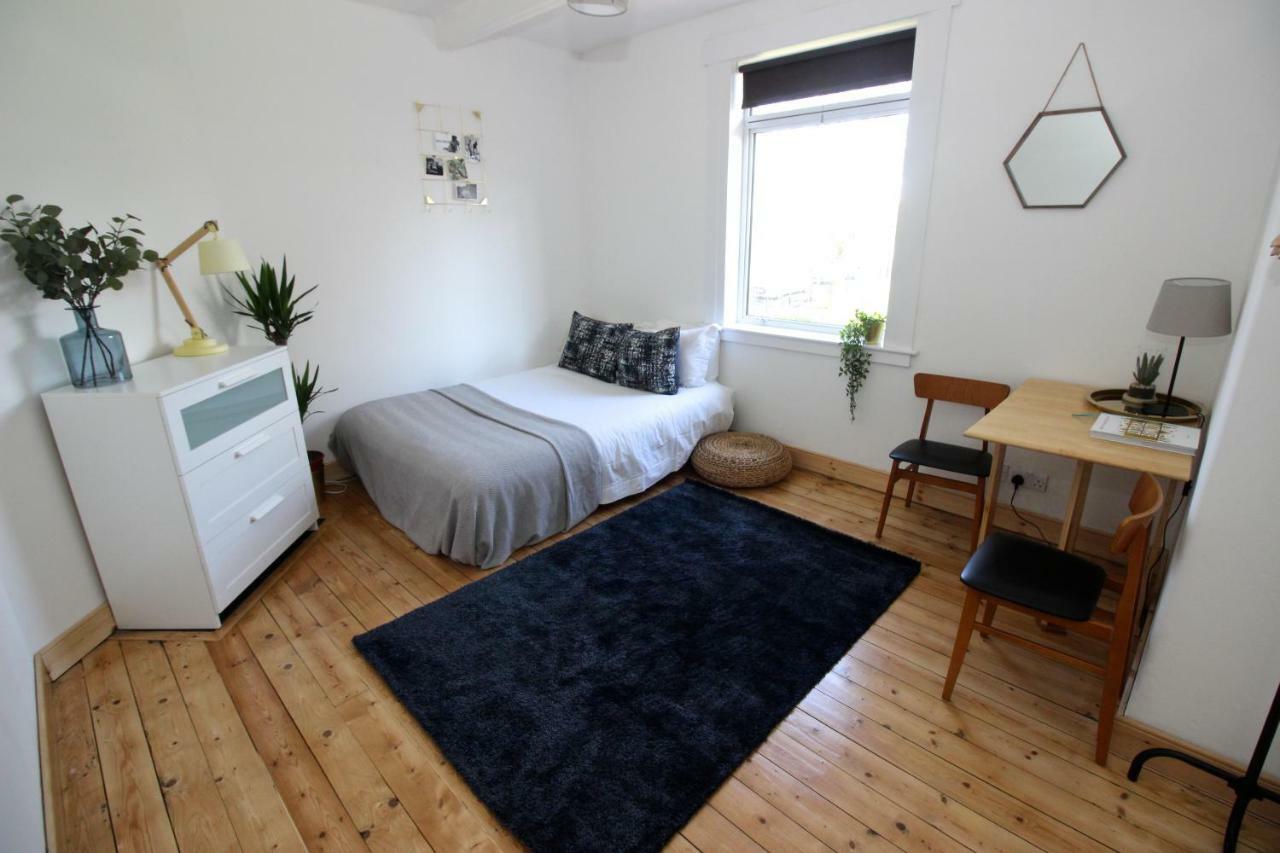 Homestay Loganlea Avenue Edinburgh