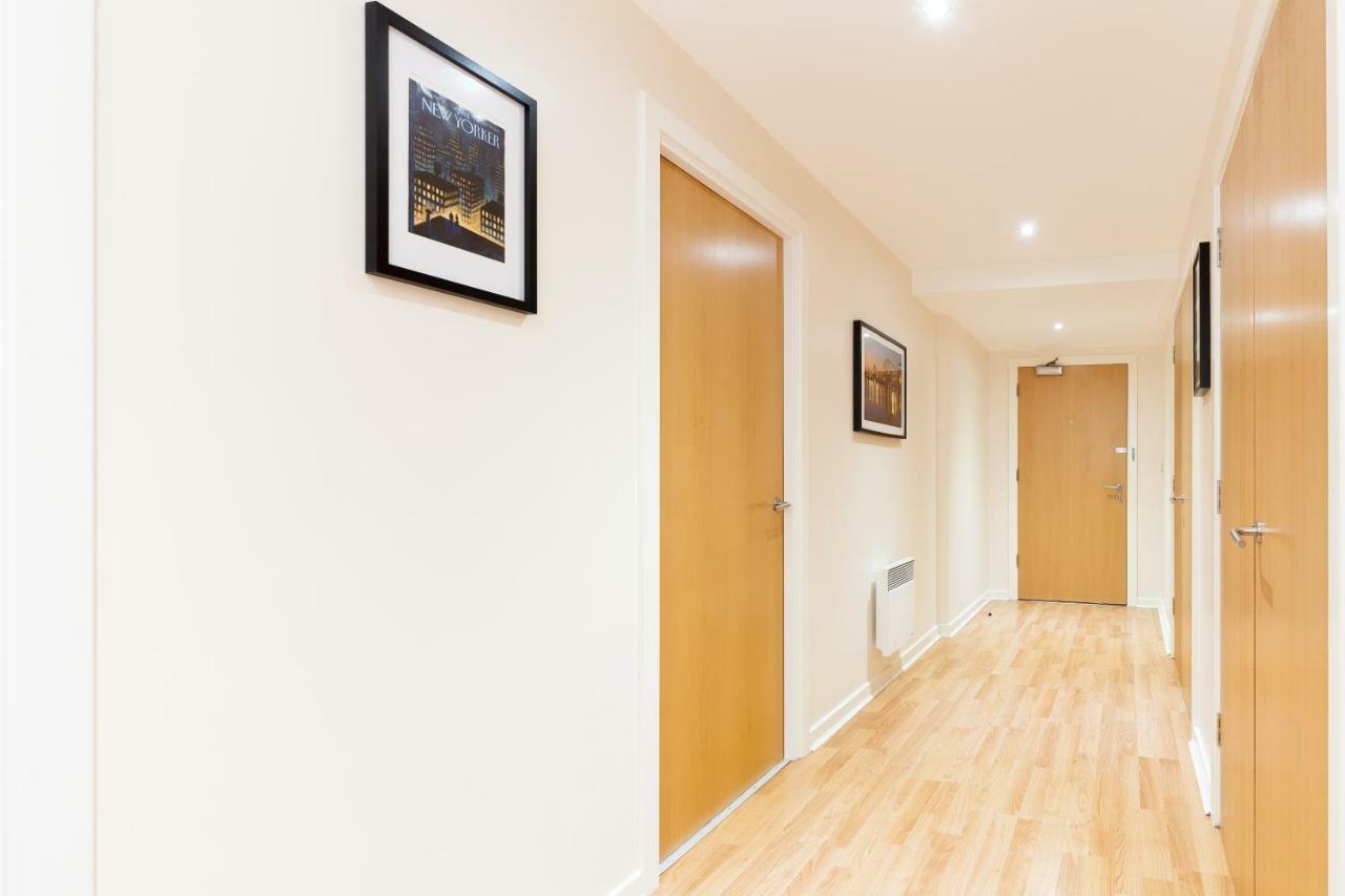 Apartment Modern Two Bedroom EDI