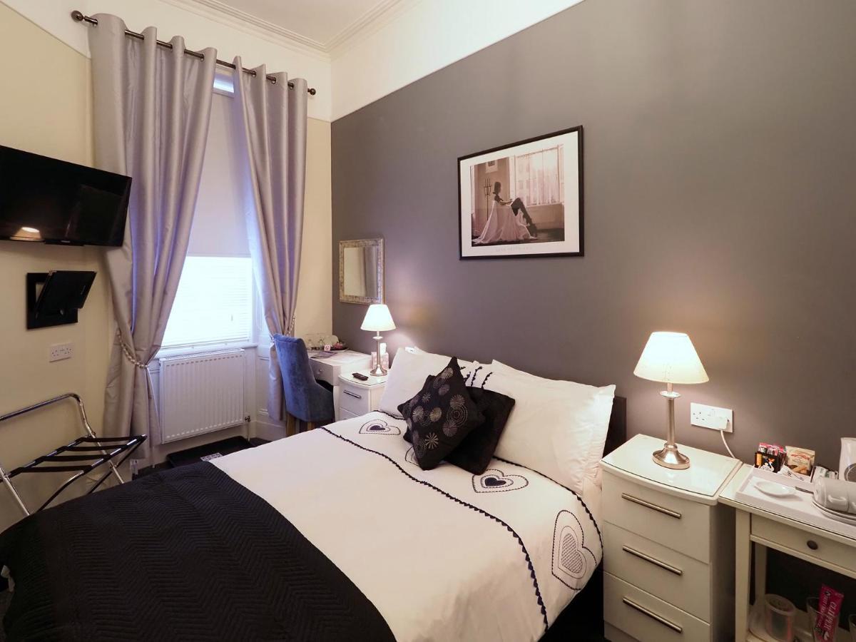 Bed & Breakfast Browns Edinburgh